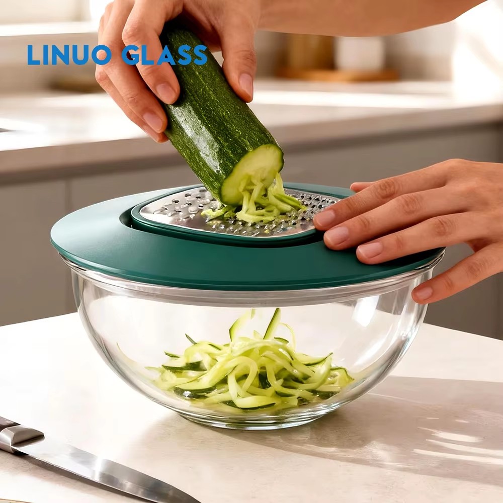 Taça multifuncional para cortar legumes em aço inoxidável.