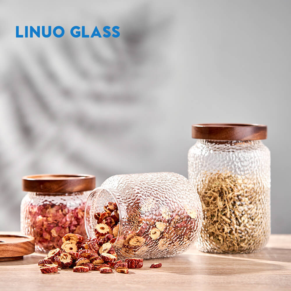 Luftdichtes Glasgefäß mit Bambusdeckel