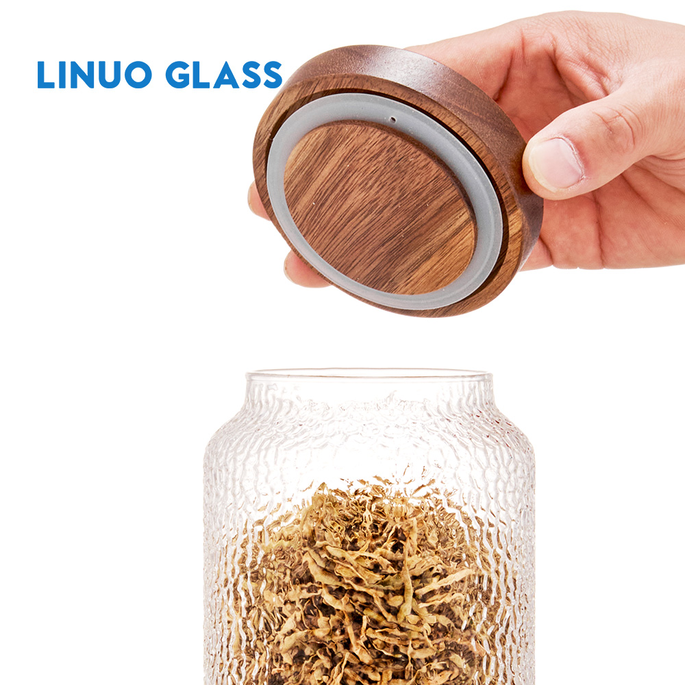Luftdichtes Glasgefäß mit Bambusdeckel